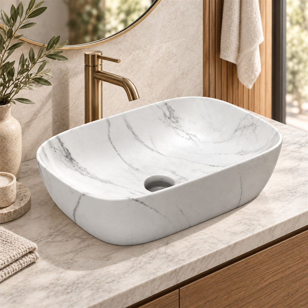 Lavamanos Rectangular Carrara 45,5 X 32,5 X 13,5 Cm en ambiente de baño, vista cercana