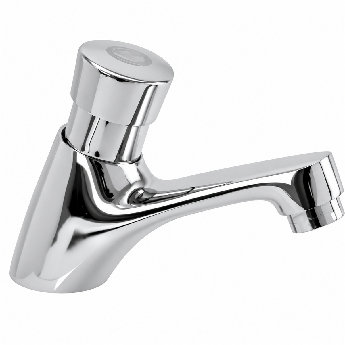Llave push baja para lavamanos en bronce sobre fondo blanco
