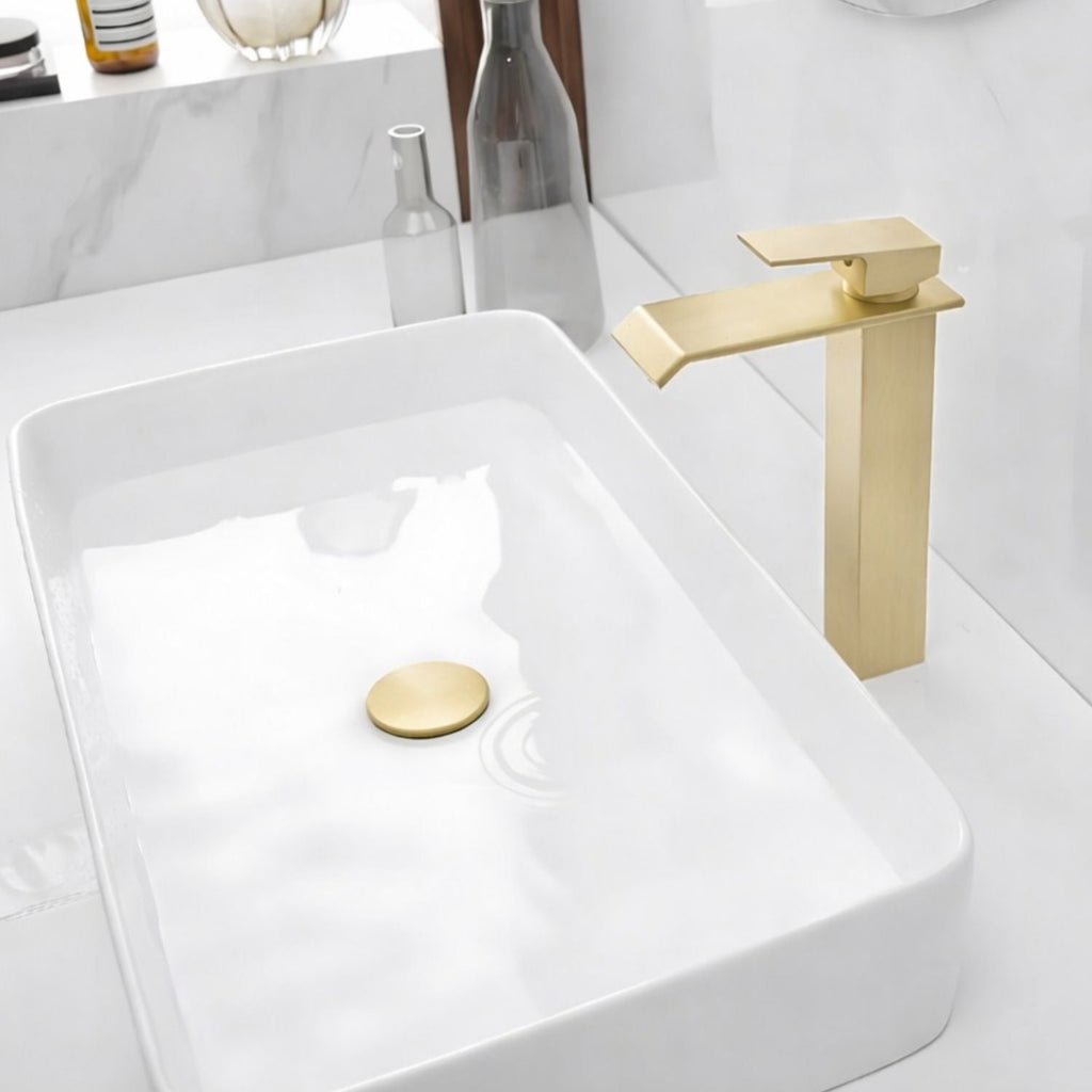 Kit Grifería Cascada Oro 28 cm Y Desagüe Push Oro 7,8 cm