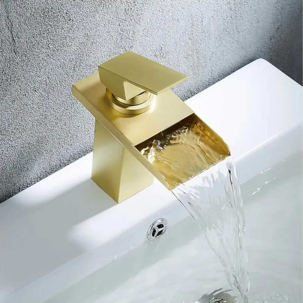 Grifería Monocontrol Lavamanos Cascada Oro Cepillado 20 cm
