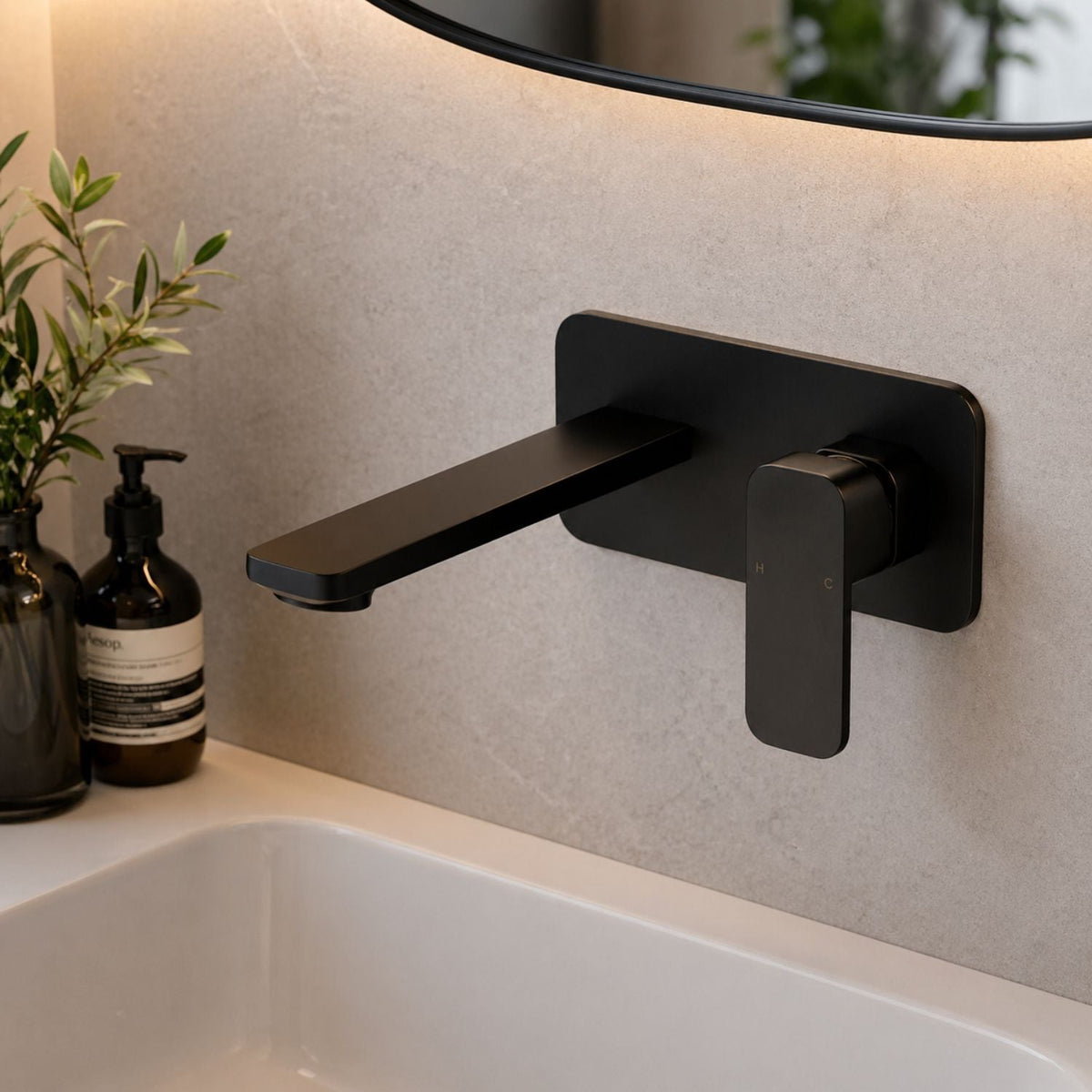 Grifería Monocontrol Lavamanos De Pared Negra Cuadrada